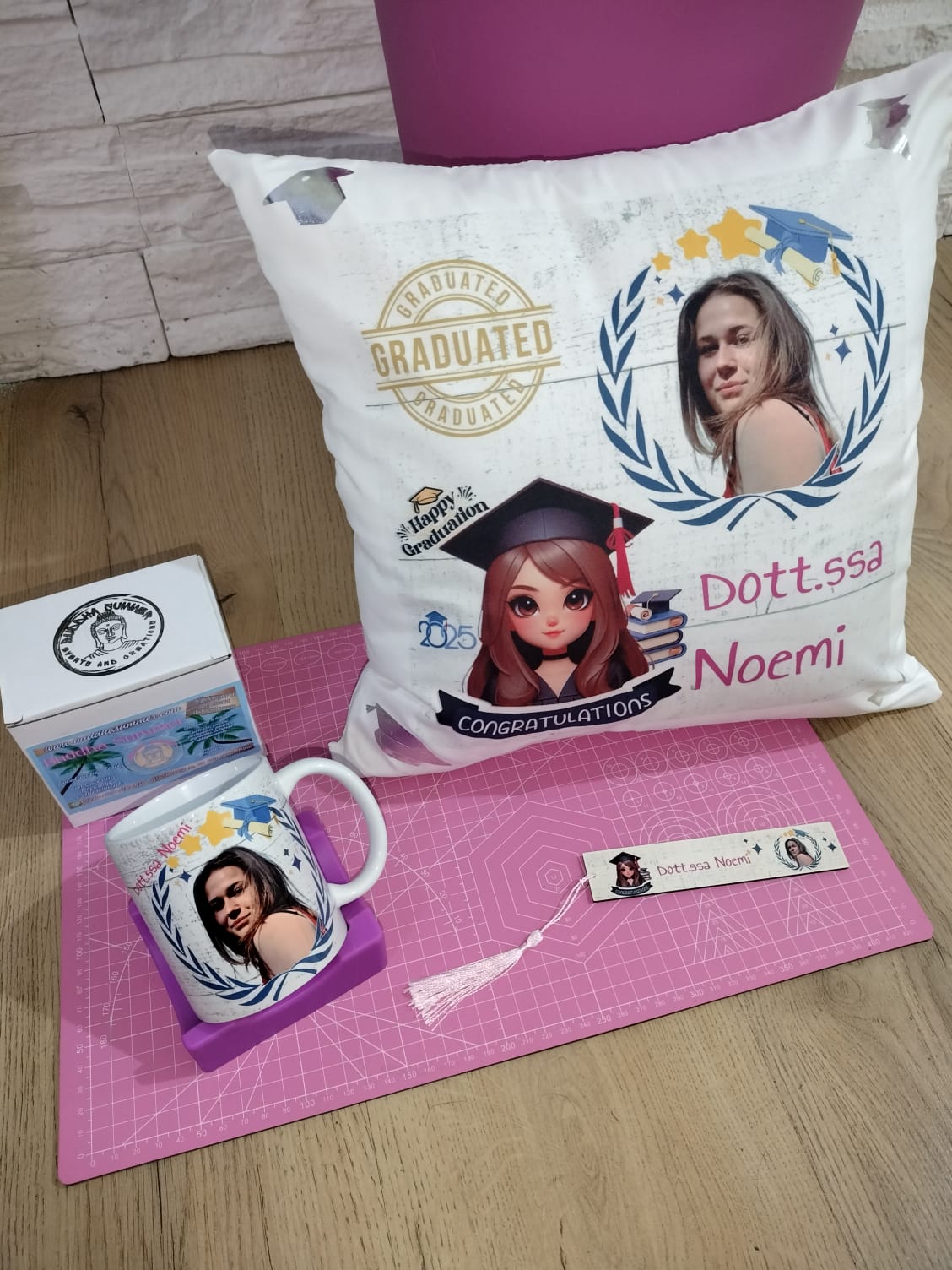 kit Personalizzato Cuscino+Tazza+Segnalibro