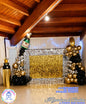 Parete Glitterata + 1 Ghirlanda di Palloncini + Mezza Ghilanda di Palloncini + 3 Cilindri Scenografici