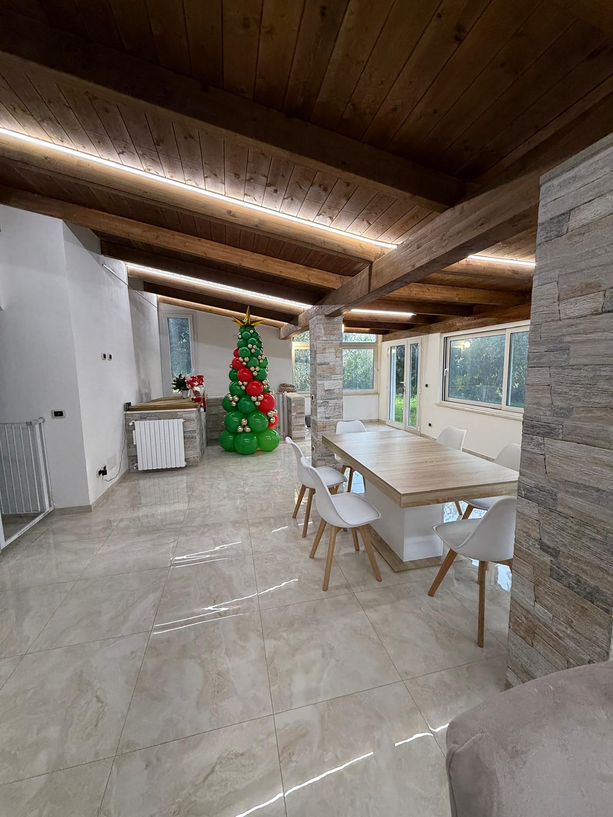 Albero di Natale Professionale in Palloncini